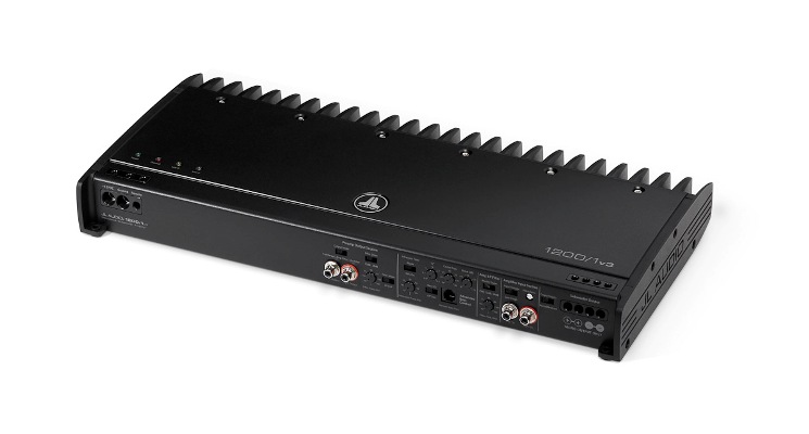 JL Audio 300/4v3. ����������� �������������� 300/4v3.
